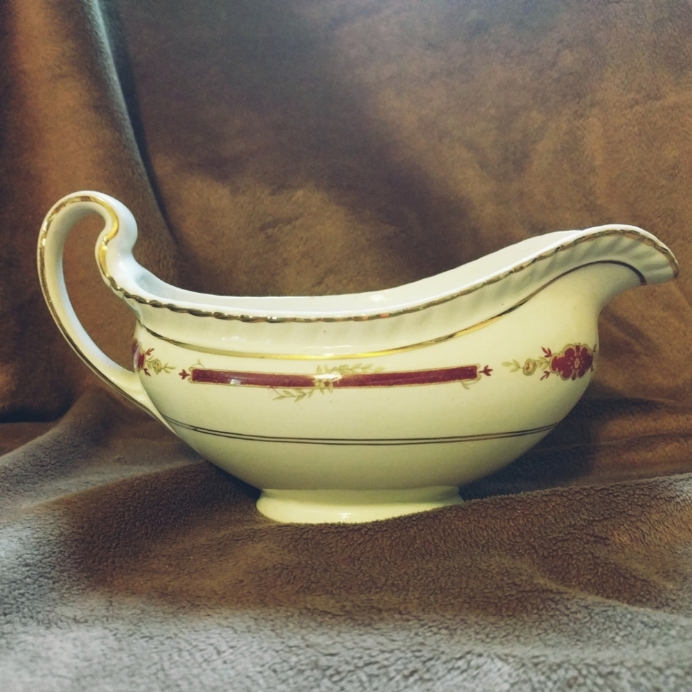 Old English Johnson Bros Antique Gravy Boat